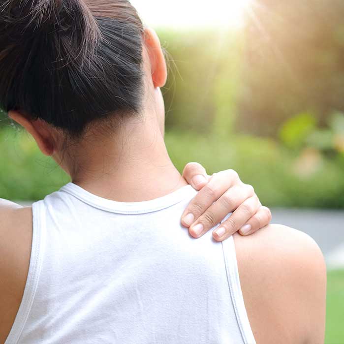 Frozen shoulder chiropractor in Santa Rosa
